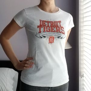 Detroit Tigers MLB tee